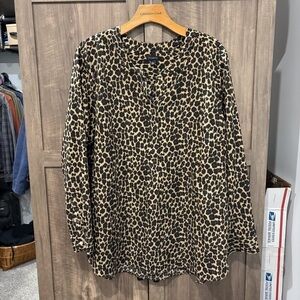 Talbots XL Popover Shirt Cheetah Print Long Sleeve Half Button Down